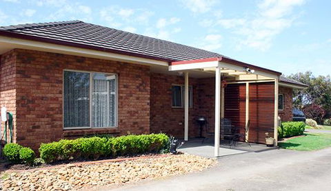 Wypinga B&B - Pet Friendly - Accommodation Cooktown 0