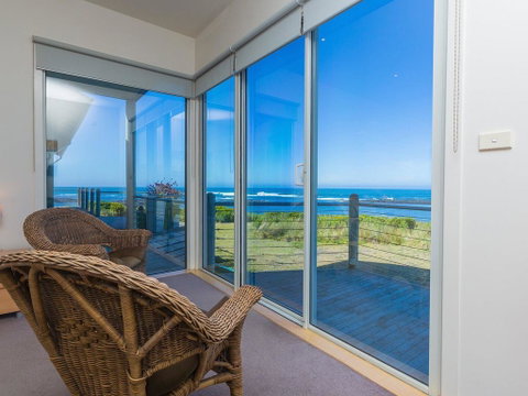 WYTONIA 1 - Accommodation Cooktown 3