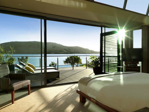 Yacht Club Villas - Accommodation Cooktown 1