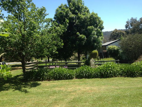 Yarra Glen Bed & Breakfast - Accommodation Cooktown 3