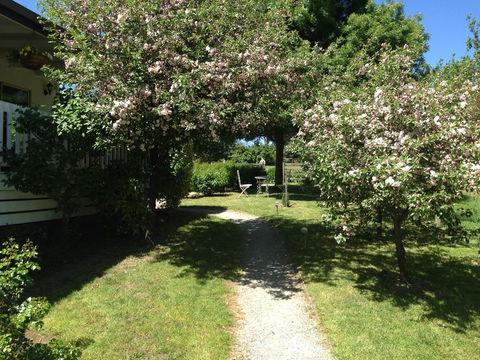 Yarra Glen Bed & Breakfast - Accommodation Cooktown 1
