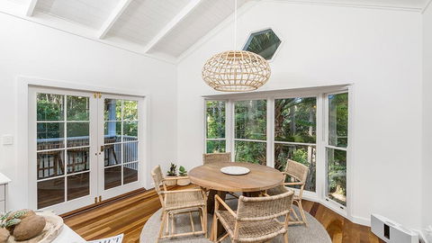 Your Luxury Escape - Bel Ombre - Palm Tree Retreat - Accommodation Cooktown 2