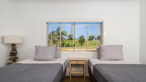 Your Luxury Escape - Byron Sunset Breeze - Accommodation Cooktown 2