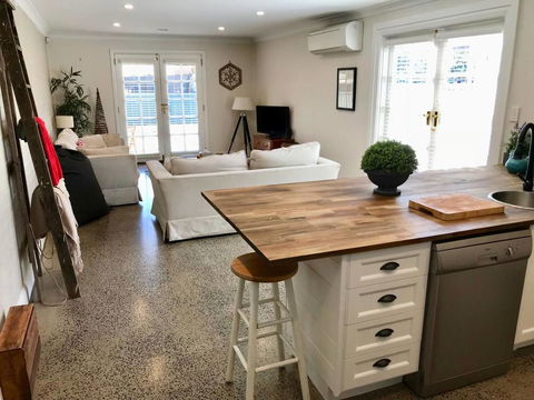 YSG The Edward Townhouse 153 - Walk To Town - Accommodation Cooktown 0