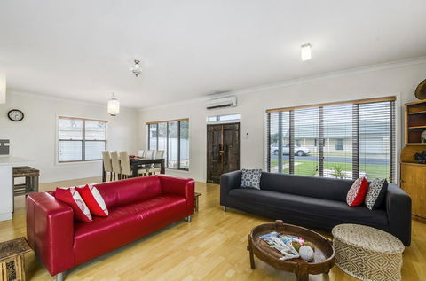 Zaahira House - Accommodation Cooktown 1