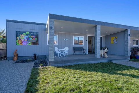 Zoo Villas : Villa Zebra - Central Wynyard - Accommodation Cooktown 1