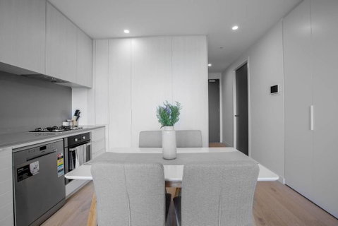 Grey Style, Simple And Cozy Apt@Parkville+Carpark - Accommodation Cooktown 1