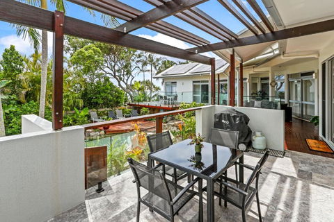 A Tropical Family Oasis In Sunshine Beach - Accommodation Cooktown 3
