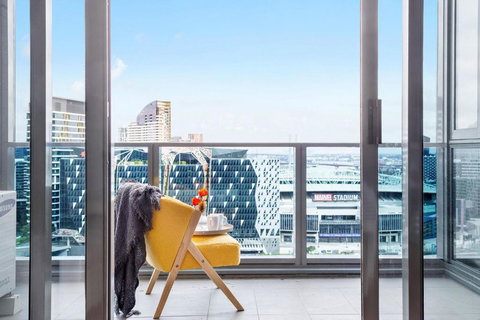 A 2BR Apt With Harbour Views And FREE Parking - Accommodation Cooktown 0