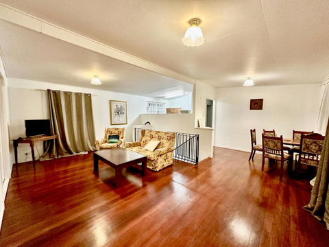 A Comfortable House Close To Westfield - Accommodation Cooktown 0