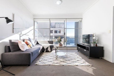 A Comfy 2BR Apt Amazing View Of Darling Harbour - Accommodation Cooktown 0