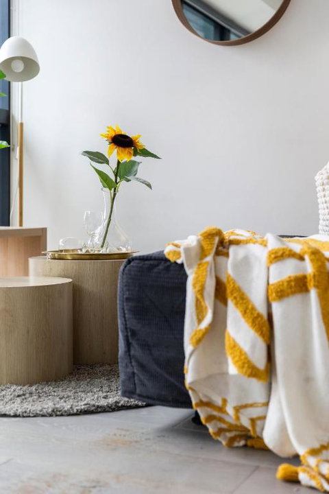 A Comfy & Stylish Apt Near Melbourne Central & QV - Accommodation Cooktown 3