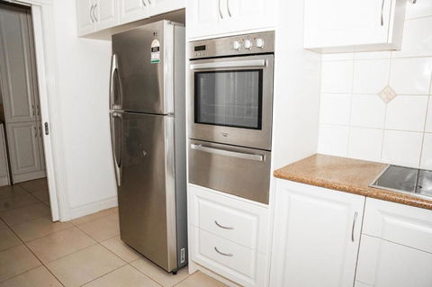 A Gem In Strathtulloh - Accommodation Cooktown 1