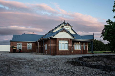 A Gem In Strathtulloh - Accommodation Cooktown 0