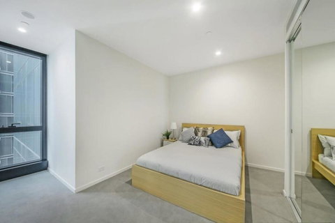 A Lovely Apt Near Crown Casino & Southgate Mall - Accommodation Cooktown 2
