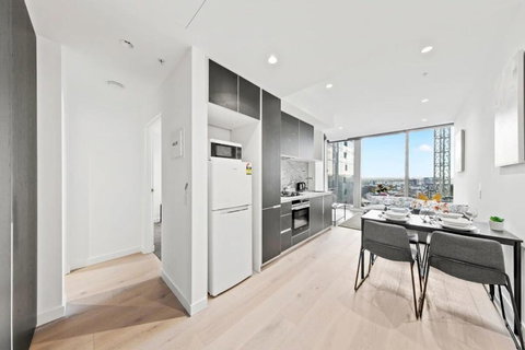 A Lux & Cozy Apt Next To Southern Cross Station - Accommodation Cooktown 4