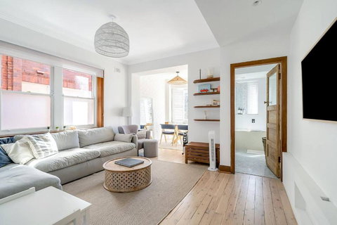 A South Bondi Family Hideout For Beach Aficionados - Accommodation Cooktown 1