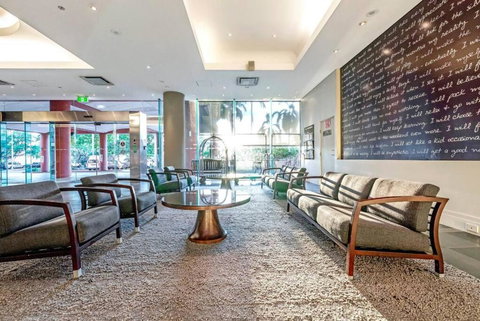 A Waterview Oasis On The Esplanade With Pool - Accommodation Cooktown 3