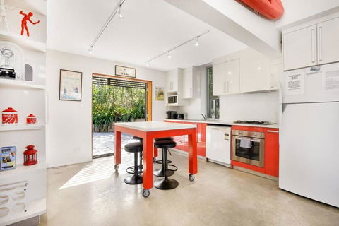 AAA Coke Shack - Accommodation Cooktown 2