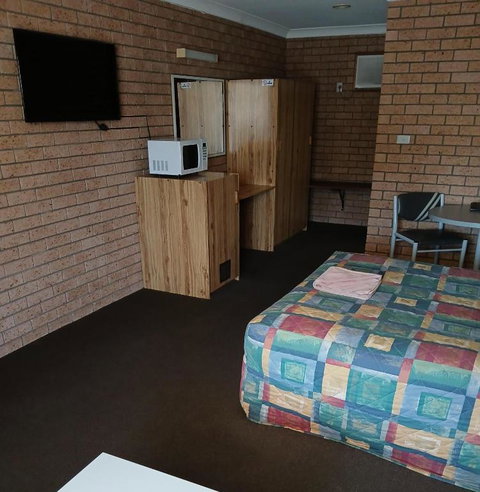 Aaron Inn Motel - Accommodation Cooktown 4