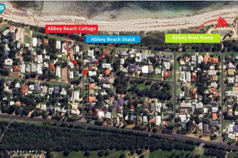 Abbey Beach Cottage - Accommodation Cooktown 3