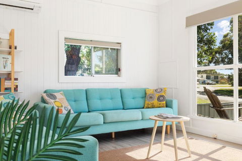 Abode Callala Beach Jervis Bay - 100m To Beach! - Accommodation Cooktown 3