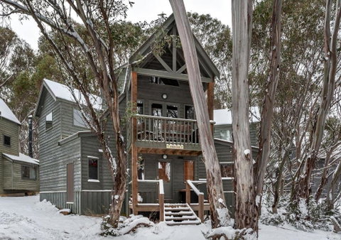 Absinthe - Accommodation Cooktown 0