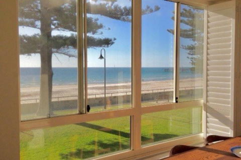 Absolute Beachfront Apartment, Amazing Sunsets - Accommodation Cooktown 0