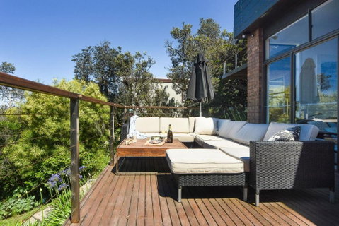 Absolute Beachfront - Accommodation Cooktown 3