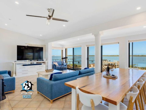 Absolute Water Frontage W/ Jetty + Boat Ramp - Accommodation Cooktown 0