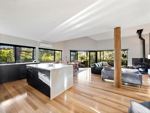 Abundance - Accommodation Cooktown 1