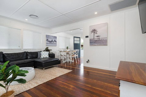 Acacia Ridge Cottage - Accommodation Cooktown 1