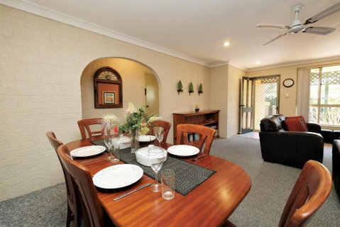 Acacia - Accommodation Cooktown 1