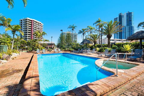 Acapulco Deluxe 2 Bedroom Apartment - CoastHM - Accommodation Cooktown 2