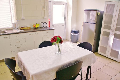 Accommodation @ Isa - Accommodation Cooktown 4