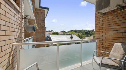 Affordable, Pool, Spa, Beach, Sleeps 5 - Accommodation Cooktown 2