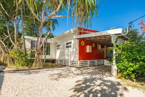 A Perfect Stay - Beachcombers Cottage - Accommodation Cooktown 2