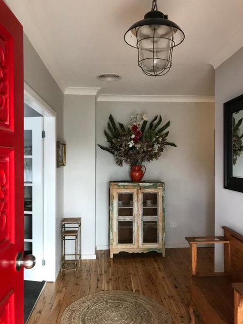 A House With A View, Molong. NSW - Accommodation Cooktown 1