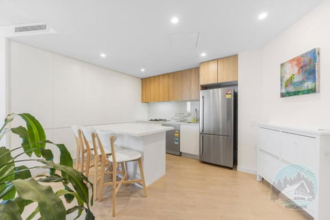 Aircabin - Gladesville - Modern Stylish 1 Bed Apt - Accommodation Cooktown 3