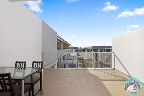 Aircabin - Mascot - Near Airport - 2 Beds Apt - Accommodation Cooktown 2