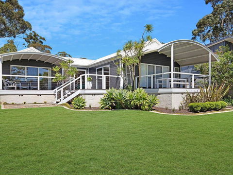 Akarana Beach House By Jervis Bay Rentals - Accommodation Cooktown 0