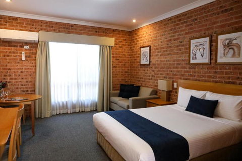 Akuna Motor Inn And Apartments - Accommodation Cooktown 4