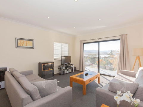 Alaska 8 Poley Cow Lane - Accommodation Cooktown 4