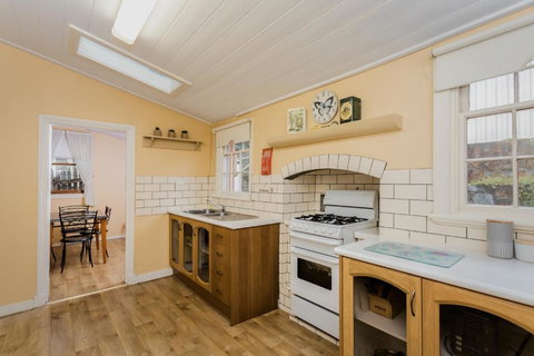 Albany Historic Cottage By The BnB Collection - Accommodation Cooktown 2