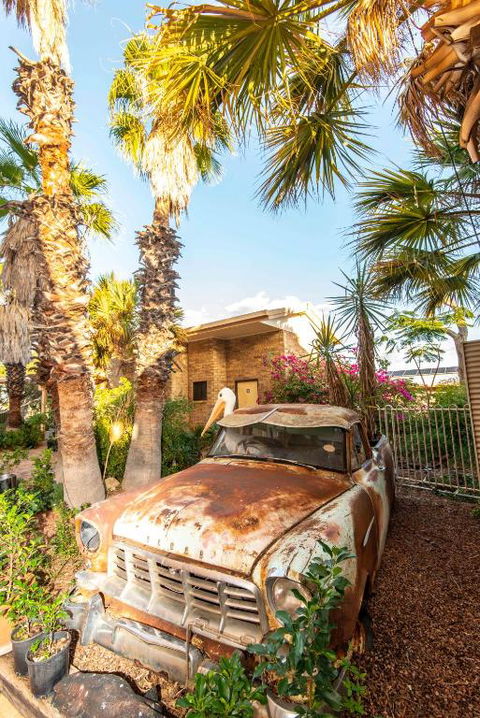 Albert Park Motor Inn-KING BEDS-POOL-SHADED PARKING - Accommodation Cooktown 1