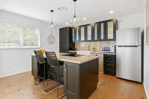 All Decked Out - Beach Retreat In Central Blairgowrie - Accommodation Cooktown 4