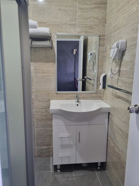 All Seasons Country Lodge - Accommodation Cooktown 3