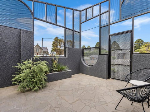 Allure - Accommodation Cooktown 1