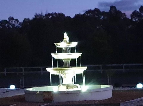 Alma Retreat, King Bed, Family, Pet Friendly - Accommodation Cooktown 3