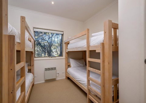 Alpenglow - Accommodation Cooktown 2